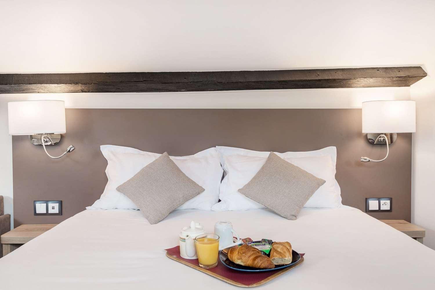 Courcelles Mederic Hotel Parijs