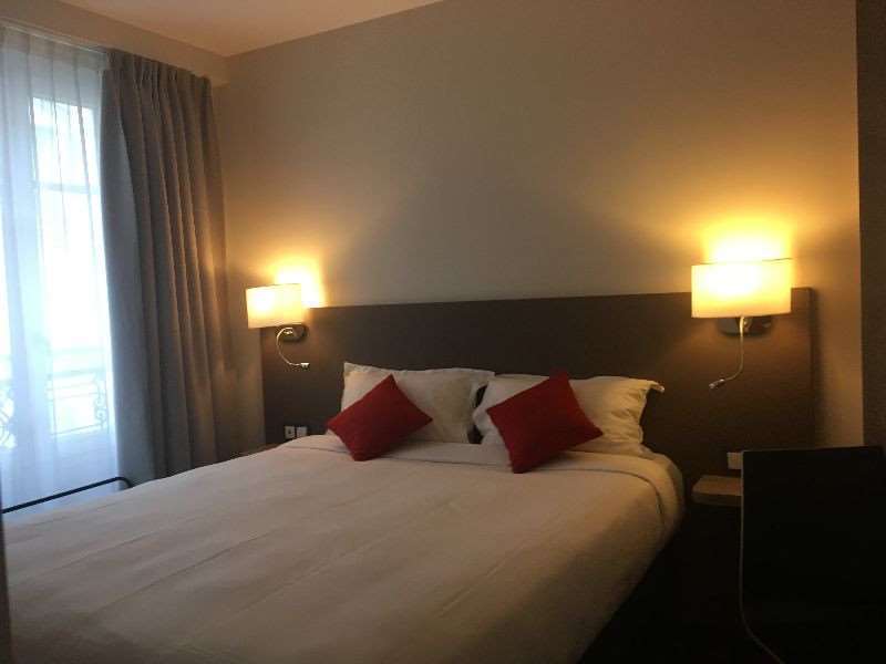 Courcelles Mederic Hotel Parijs