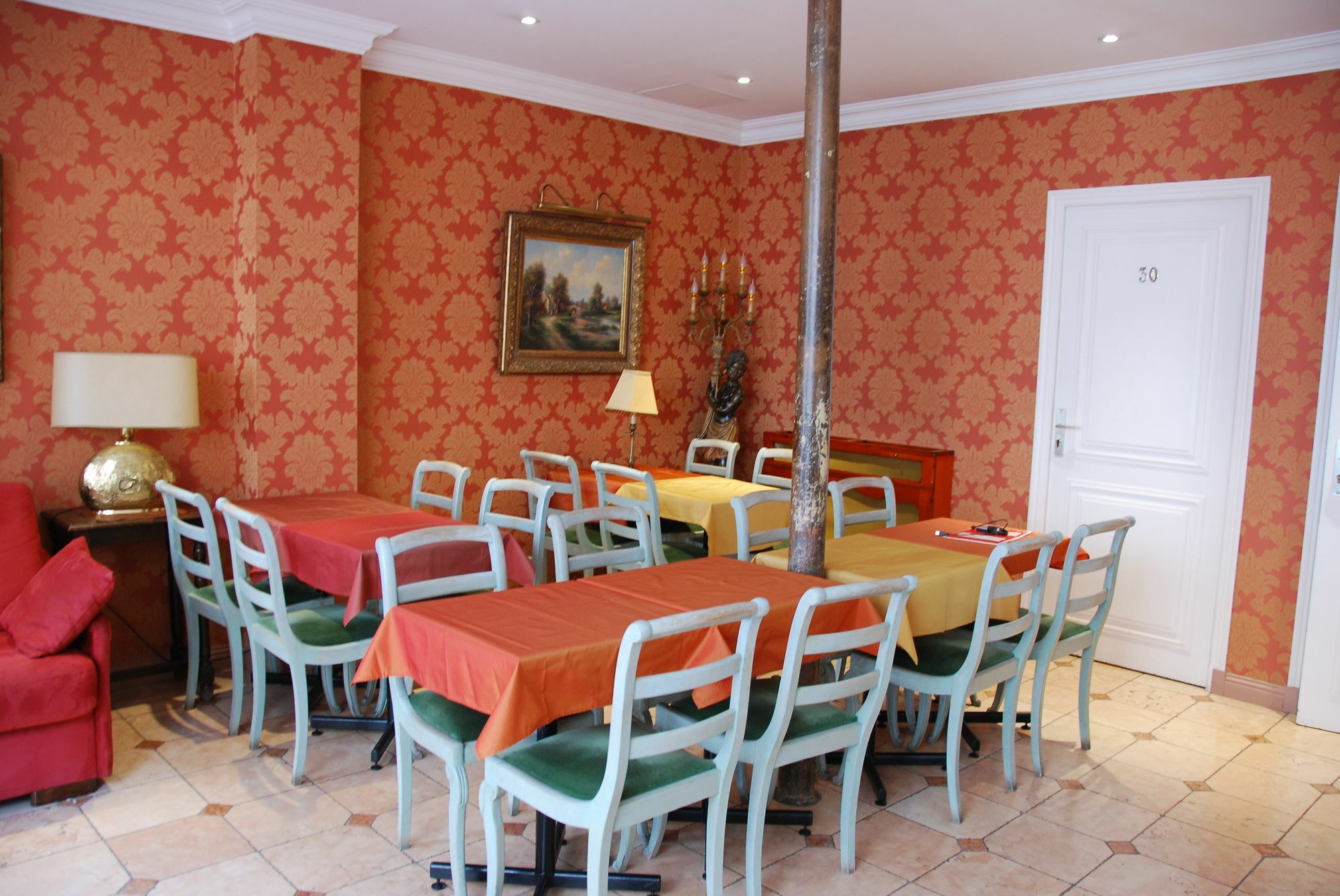 Courcelles Mederic 3* Parijs