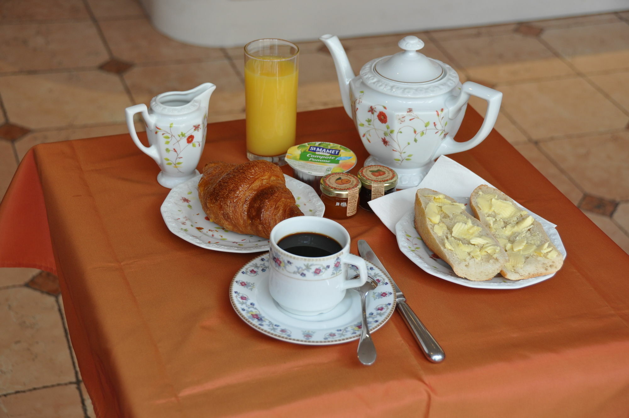 Courcelles Mederic Hotel Parijs